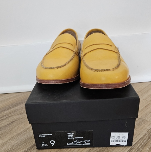 J Crew Leather Penny Loafers in Smoky Mustard, Size 9 - Picture 2 of 4